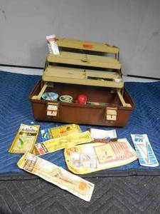 lot 245 image: Plano tackle box with tackle