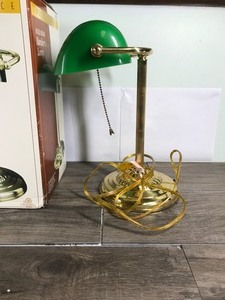 lot 419 image: Home Creations Solid Brass Bankers Lamp with box