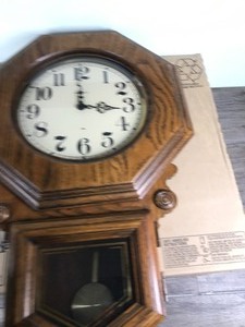 lot 426 image: Howard Miller Clock