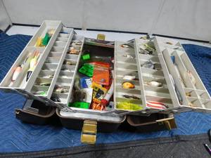 lot 265 image: Vintage metal tackle box of vintage tackle and more
