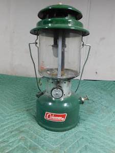 lot 280 image: 1968 Coleman lantern
