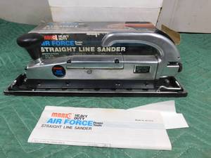 lot 307 image: New Air Force heacy duty straight line sander