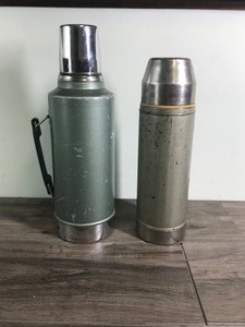 lot 489 image: 2 - Vintage Coffee Thermos