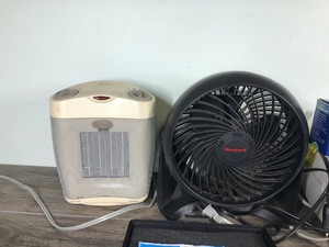 lot 519 image: Lot of household electric items