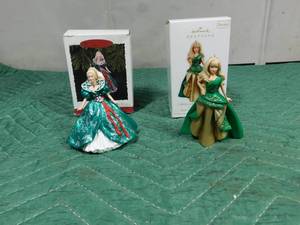 lot 286 image: 2 Barbie Hallmark ornaments