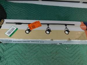 lot 368 image: 3 halogen light retro head track kit