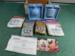 lot 375 image: Canlde Magic candle making kit