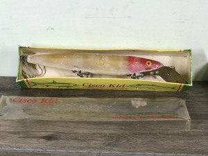 lot 396 image: 2 - Large fishing lures in original packages