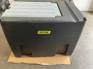 lot 10 image: Vevor 116 Gallon Diesel Tank with 12 Volt Electric Pump