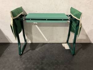 lot 143 image: Pure Garden Foam Pad Kneeling Bench with 2 Tool Pouches & Handles