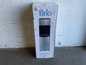 lot 34 image: Brio CLBL520SC Stainless SteelBlack Self-Cleaning Bottom Load Water Cooler Dispenser