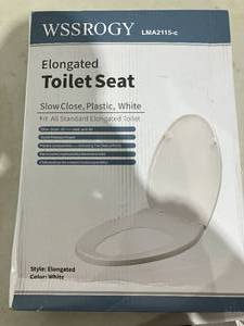 lot 180 image: WSSROGY White Plastic Elongated Toilet Seat with Slow Close Hinges