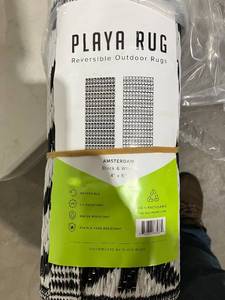 lot 258 image: PLAYA RUG Amsterdam Black & White Reversible IndoorOutdoor Recycled Plastic Floor Mat