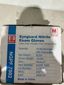 lot 290 image: 10 Cases of 100 Pairs of Disposable Latex Free Blue SynGuard Nitrile Exam Gloves