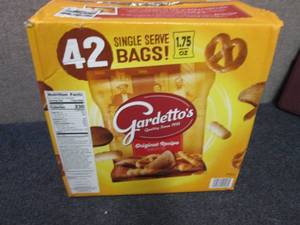 Box of 42 1.75 oz pks Gardettos...