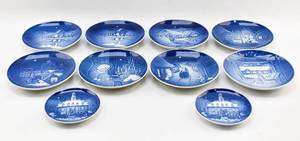 lot 78 image: 10 Christmas Collector Plates by Bing and Grondahl