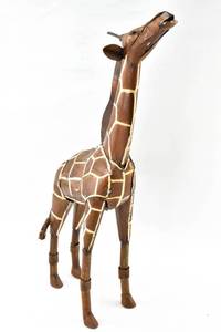 lot 325 image: Tall Proud Metal Giraffe