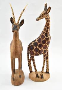 lot 323 image: Two Wooden African Animal Sculptures, Giraffe, Antelope