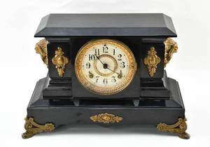 lot 38 image: Vintage Ansonia American Indian Mantle Clock