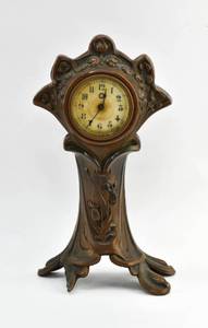 lot 169 image: Vintage Metal Clock