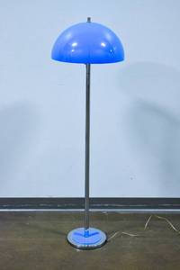 lot 13 image: MCM Chrome and Blue Acrylic Floor Lamp
