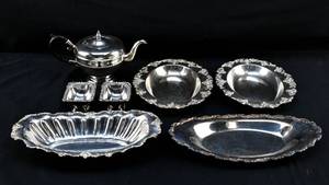 lot 358 image: Seven Vintage and Antique Silver-Plated Serving Items