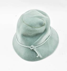 lot 87 image: Vintage Teal Cloche Hat by La Familiaire