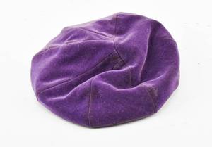 lot 90 image: Vintage Purple Beret by Betmar