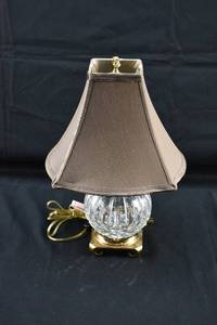 lot 185 image: Elegant Glass and Brass Lamp