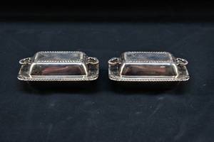 lot 359 image: Pair of Small Vintage Metal Trays