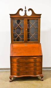 lot 10 image: Maddox Tables Colonial Reproductions Mahogany Secretary Desk with Detachable Cabinet