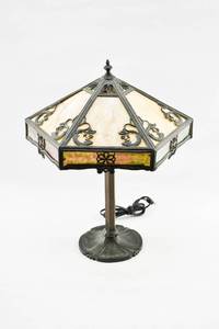 lot 4 image: Tiffany-Inspired Lamp with a Hexagonal Shade