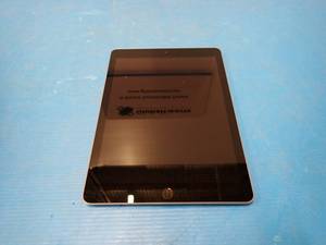 lot 58 image: Apple&nbspiPad (6th generation) A1893  32GB of storage  Includes charging cable