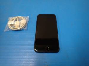 lot 64 image: Apple iPhone 7 A1660  32GB of storage  CDMA carrier limited  includes charging cable