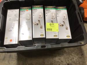 lot 21 image: Defiant Castle Satin Nickel Entrance Door Handleset with Hartford Interior Knob   Customer Returns See Pictures