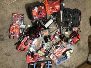 lot 30 image: Lot of Assorted Hand Tools and Hardware Various Models and Conditions Customer Returns See Pictures