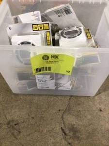 lot 32 image: Lot of Defiant Timer Customer Returns See Pictures