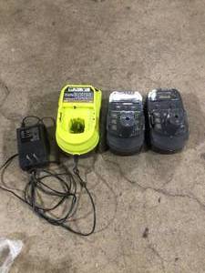 lot 39 image: RYOBI ONE 18V Lithium-Ion 4.0 Ah Battery (2-Pack) and Charger Kit  Customer Returns See Pictures