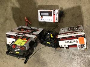 lot 46 image: Lot of Vector Portable Power Stations and Battery Chagers Customer Returns See Pictures