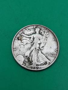 1940 Walking Liberty Silver Half Dollar