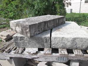 lot 120 image: Pallet with 3 landscape pathway ste...