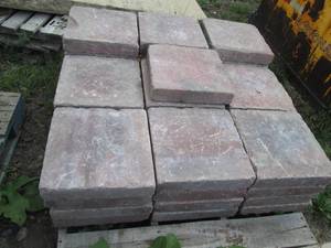 lot 159 image: Pallet of 1414 landscape paving...