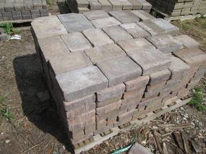 lot 173 image: Pallet of 66, 69 and 810...
