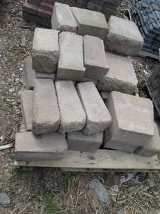 lot 176 image: Pallet of 612 and 1212 reta...
