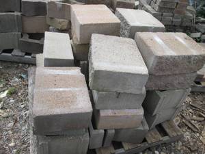 lot 184 image: Pallet of assorted size, style and ...