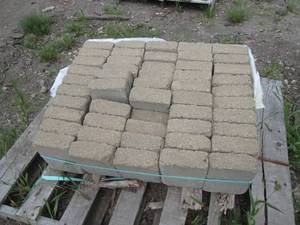 lot 201 image: Pallet of 68 Cement style lands...