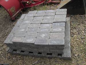 lot 202 image: Pallet of 48 landscape pavers...