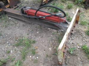 lot 6 image: Industrial grade Northern Hydraulic...