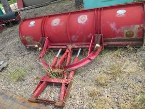 lot 7 image: Red Industrial grade 9ft Leo  Hydraulic ...