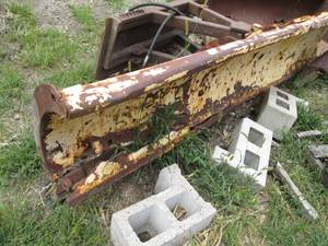 lot 14 image: Snow Wolf 9ft Industrial grade Hydr...
